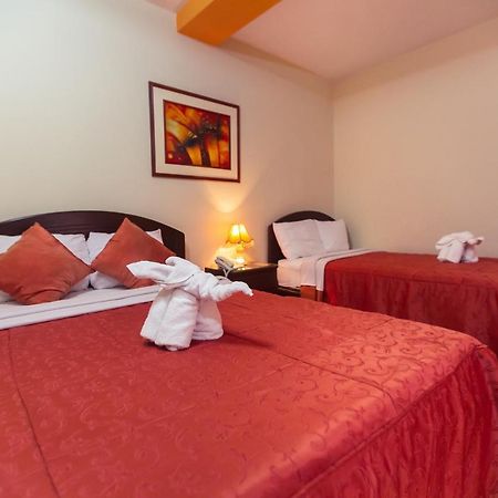 טרוחיו Hotel Plaza Bolognesi 344 מראה חיצוני תמונה