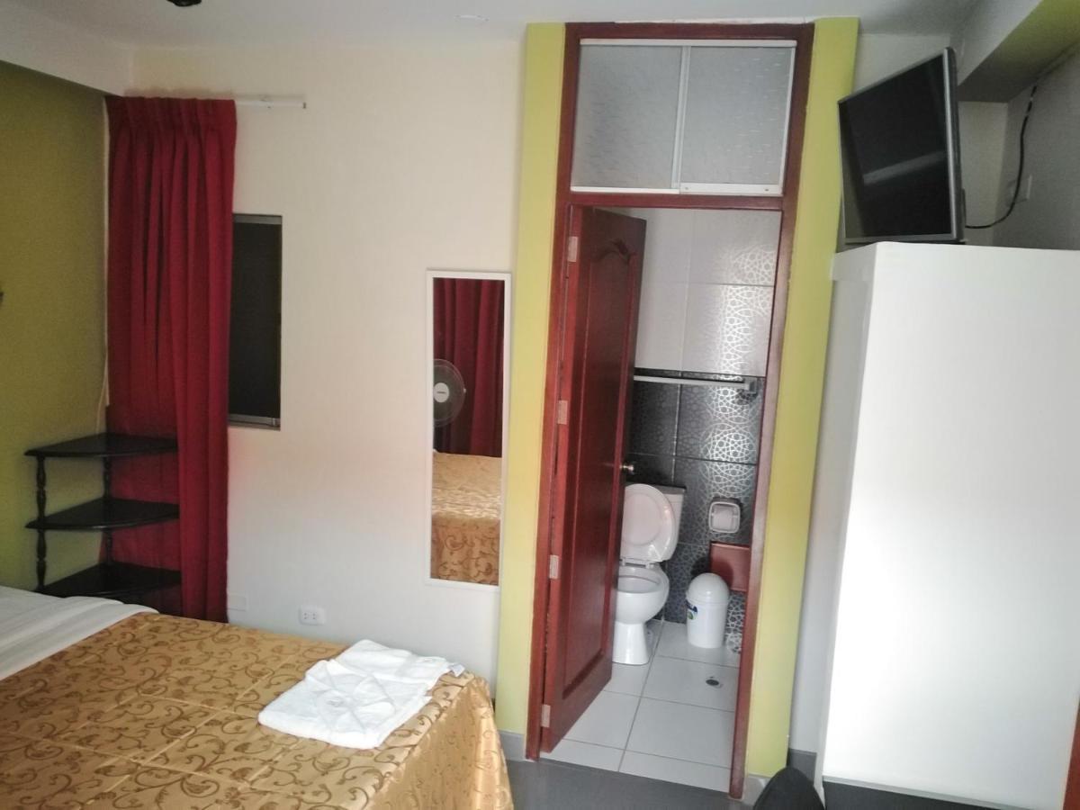 טרוחיו Hotel Plaza Bolognesi 344 מראה חיצוני תמונה