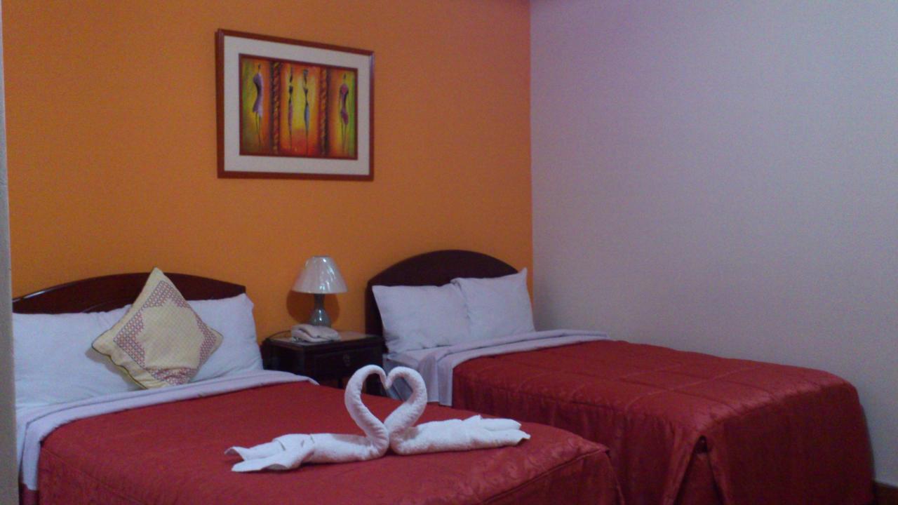 טרוחיו Hotel Plaza Bolognesi 344 מראה חיצוני תמונה