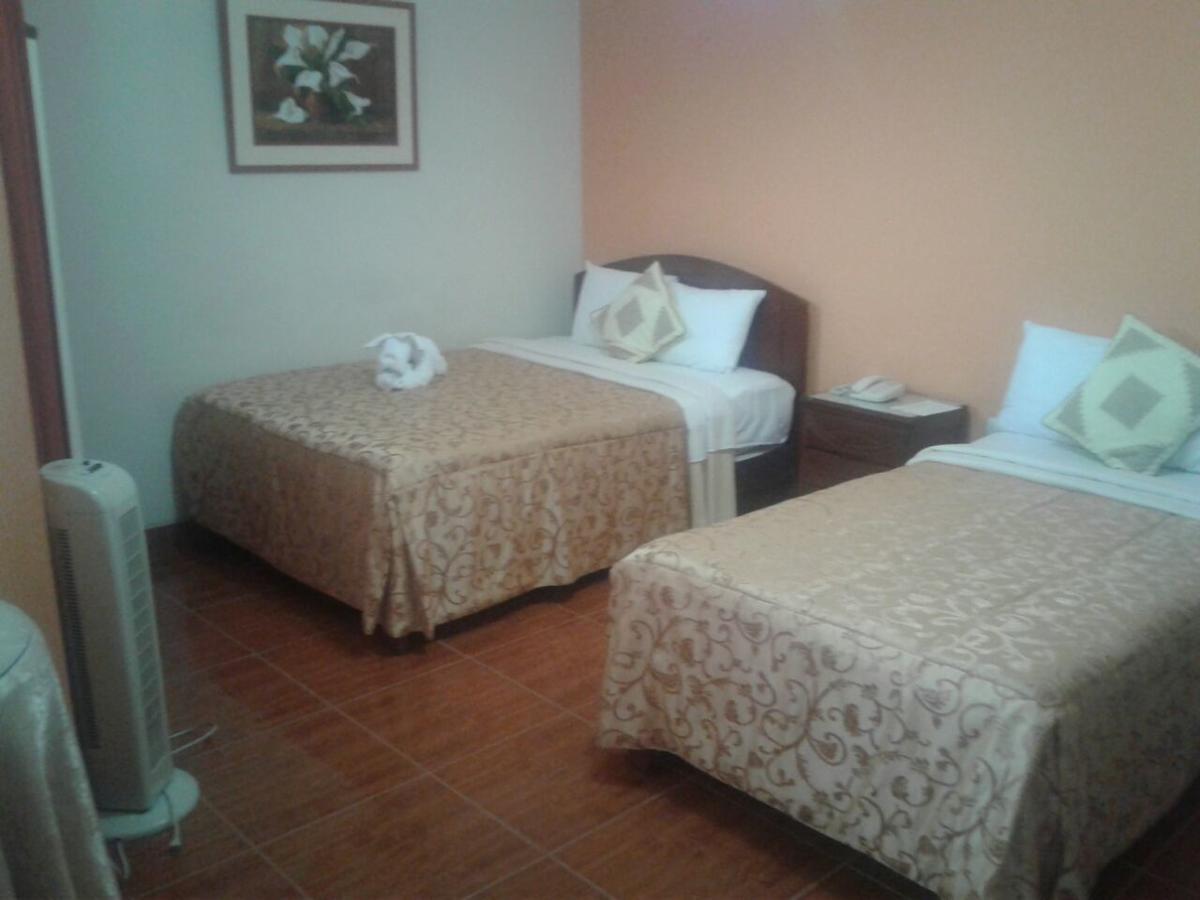טרוחיו Hotel Plaza Bolognesi 344 מראה חיצוני תמונה