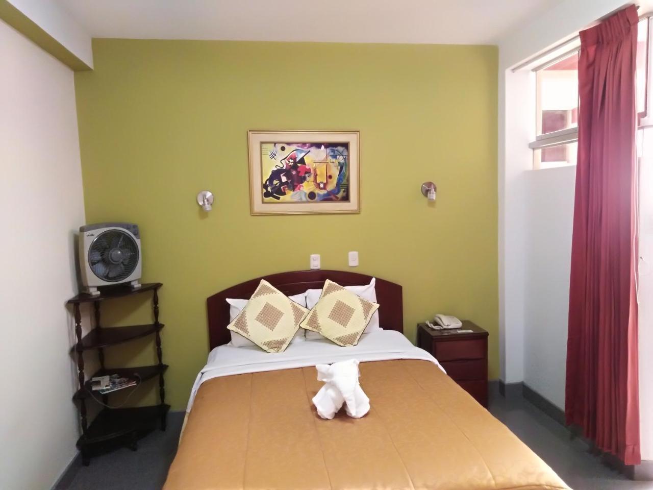 טרוחיו Hotel Plaza Bolognesi 344 מראה חיצוני תמונה