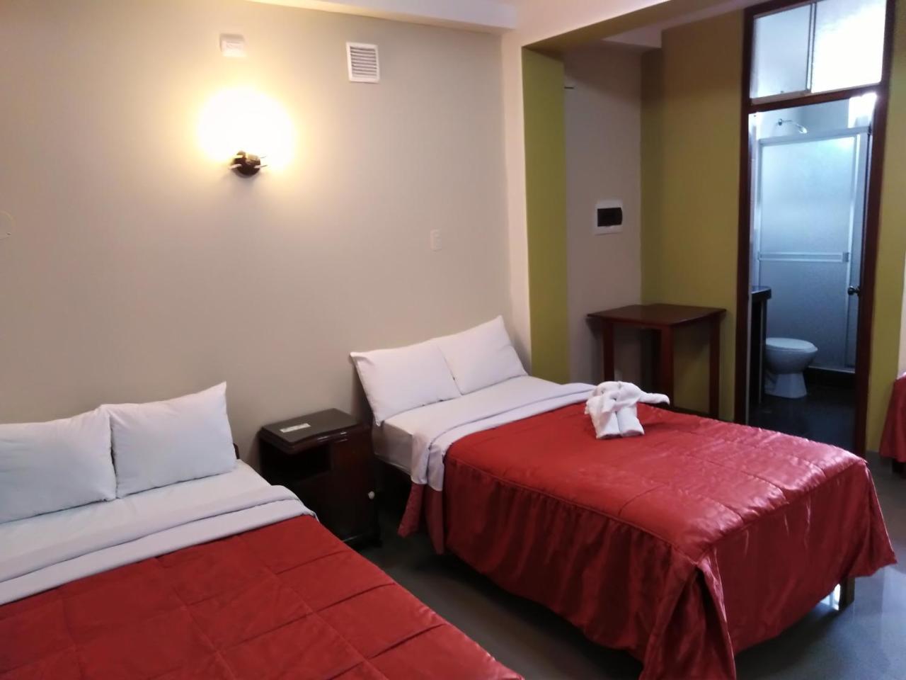 טרוחיו Hotel Plaza Bolognesi 344 מראה חיצוני תמונה